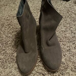 Steve Madden Taupe Heeled Boots